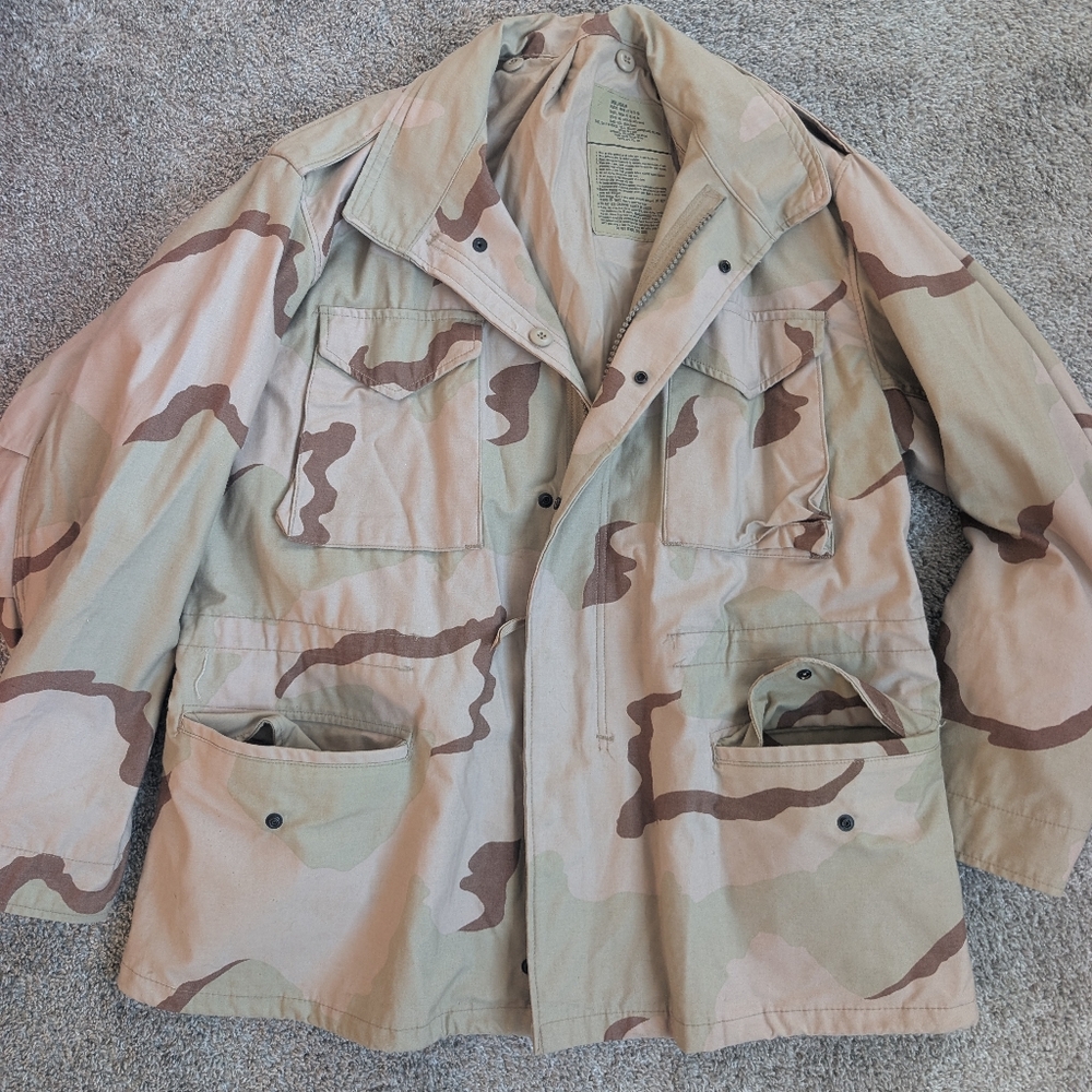 Vintage US Military Desert Camo Field Jacket Large Regular